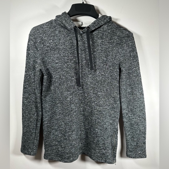 Fabletics Taj Pullover Sweatshirt Hoodie Marled Gray Black XS - Picture 3 of 8